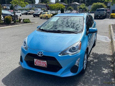 Used 2016 Toyota Prius C Four FWD image 4