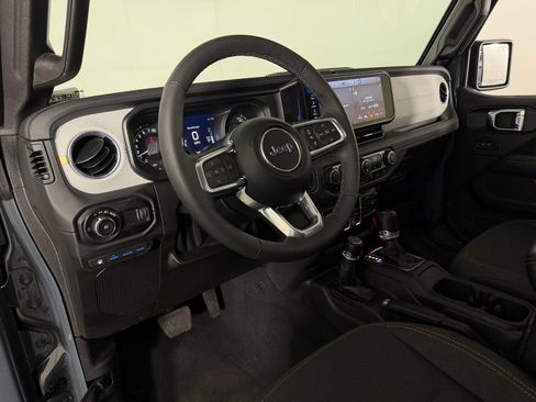 Certified 2025 Jeep Wrangler Sahara 4xe w/ Safety Group image 20