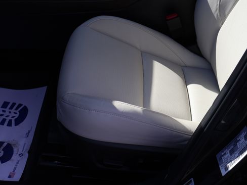 Certified 2025 MAZDA CX-30 2.5 Turbo w/ Premium Plus Pkg image 40