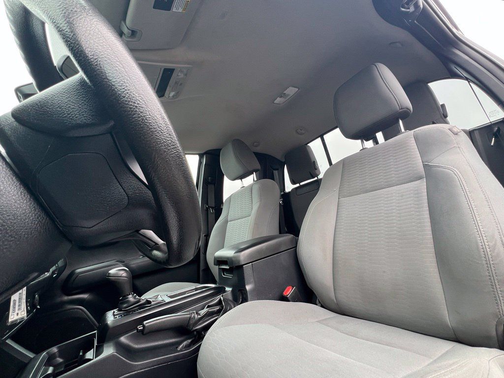 Used 2019 Toyota Tacoma SR w/ SX Package RWD image 13