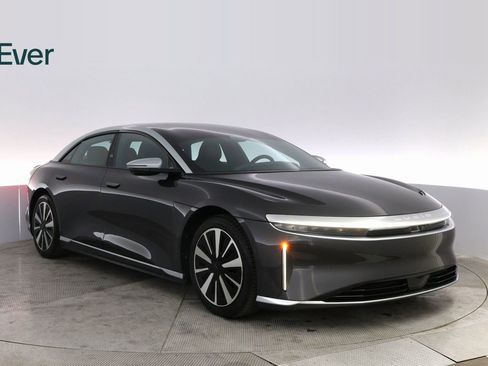 Used 2023 Lucid Air Grand Touring image 4