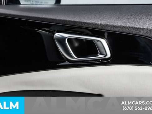 Used 2024 Kia Carnival SX Prestige image 48