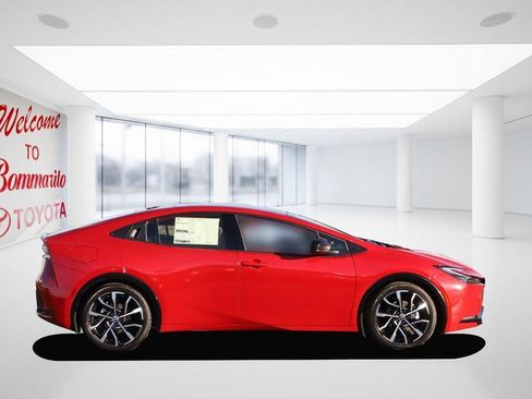 New 2026 Toyota Prius Plug-In Hybrid image 5