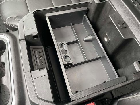 Used 2020 Chevrolet Silverado 1500 High Country w/ Technology Package image 25