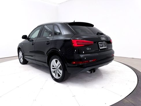 Used 2018 Audi Q3 2.0T Premium FWD image 2