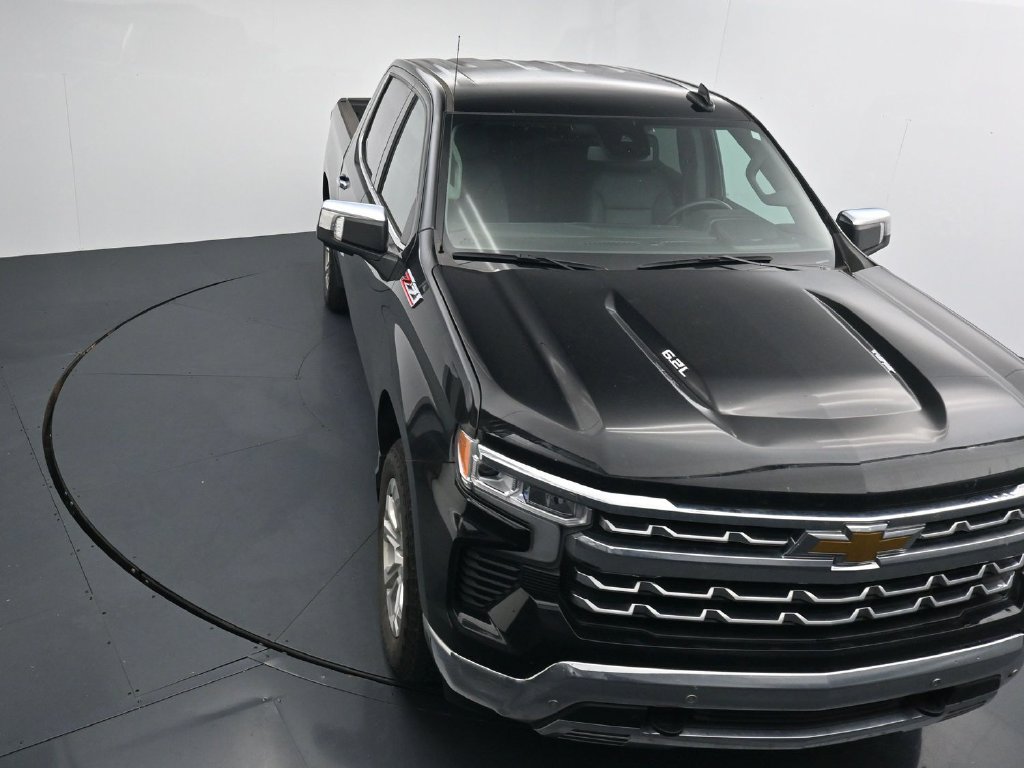 Used 2023 Chevrolet Silverado 1500 LTZ AWD/4WD image 10