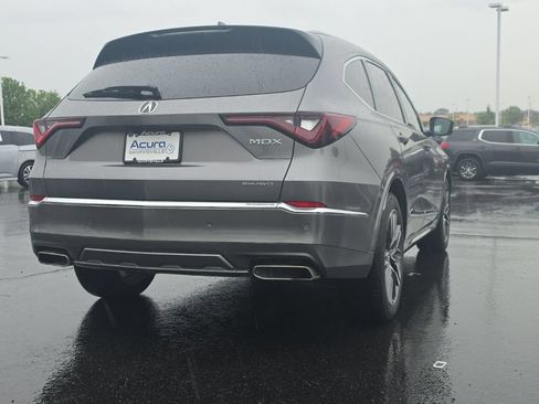 Certified 2025 Acura MDX SH-AWD w/ Advance Package image 8