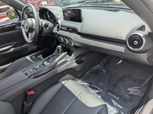 Used 2024 MAZDA MX-5 Miata RF Grand Touring w/ Weather Package RWD image 14
