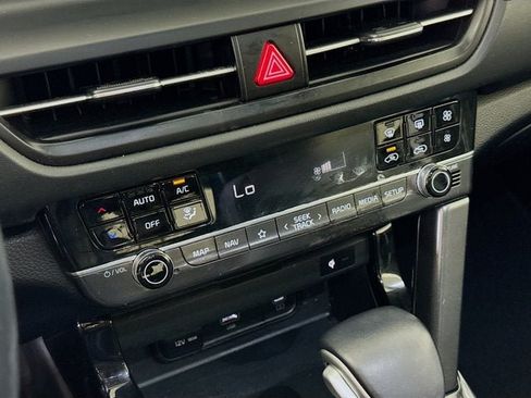 Certified 2024 Kia Seltos EX AWD/4WD image 16