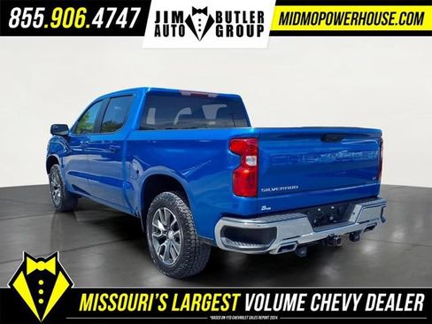 Used 2022 Chevrolet Silverado 1500 LT AWD/4WD image 19