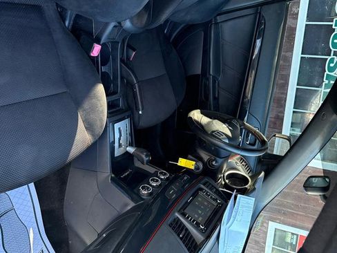 Used 2017 Mitsubishi Lancer LE image 13