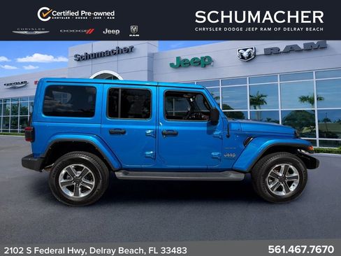 Certified 2022 Jeep Wrangler Unlimited Sahara w/ LED Lighting Group AWD/4WD image 8