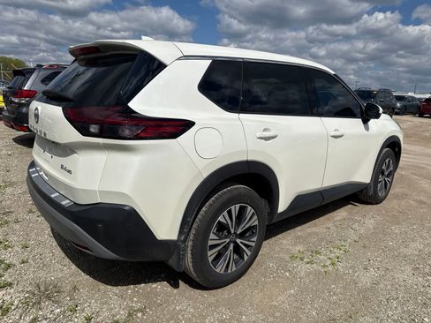 Used 2021 Nissan Rogue SV AWD/4WD image 3