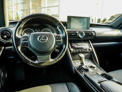 Used 2023 Lexus IS 300 w/ Comfort Package RWD image 16