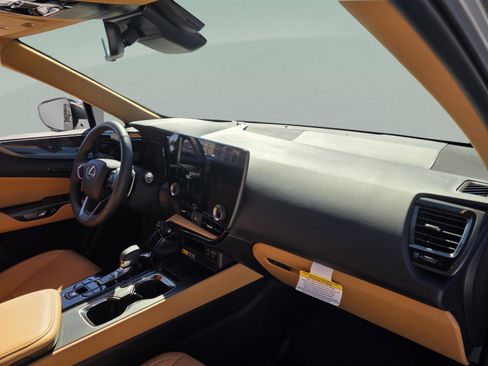 Used 2026 Lexus NX 350 AWD w/ Accessory Package (2T) image 30