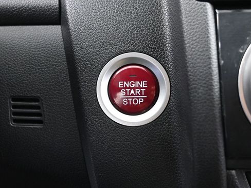 Used 2016 Honda Fit EX image 22