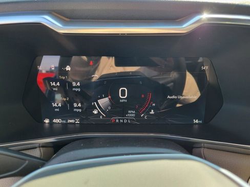 New 2026 GMC Canyon Denali image 18