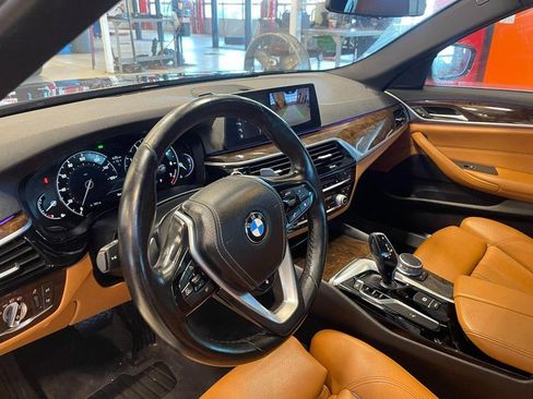 Used 2018 BMW 530i xDrive w/ Premium Package image 30