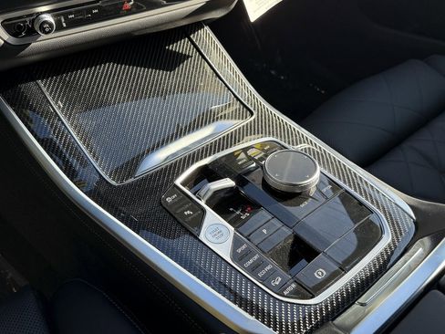 New 2026 BMW X5 M60i w/ Climate Comfort Package image 9