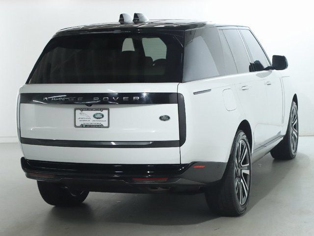 Certified 2023 Land Rover Range Rover SE AWD/4WD image 9