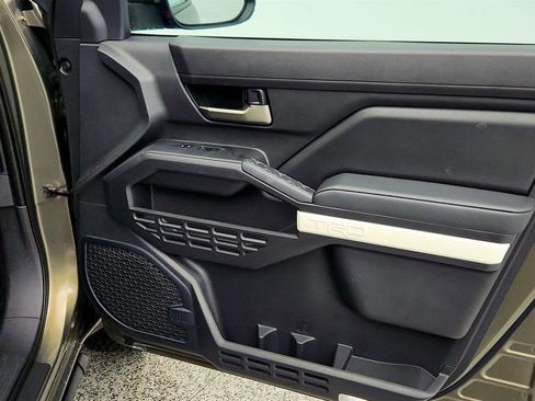 Used 2024 Toyota Tacoma TRD Off-Road w/ TRD Off Road Upgrade Package image 25