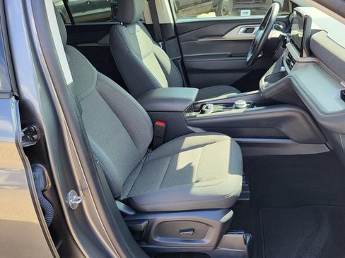 Certified 2025 Ford Explorer Active RWD image 26