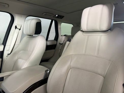Used 2020 Land Rover Range Rover HSE image 5