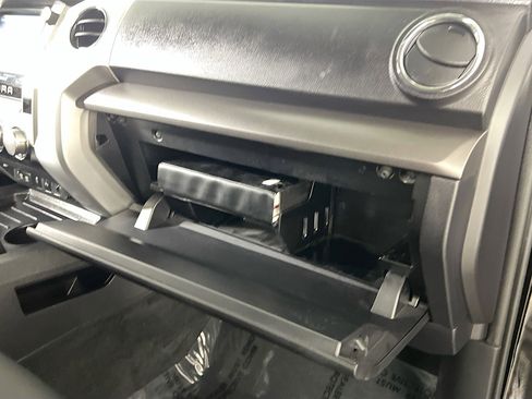 Used 2021 Toyota Tundra SR5 RWD image 33