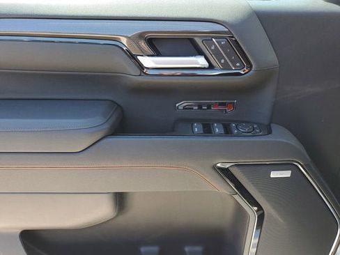 New 2026 GMC Sierra 1500 AT4 w/ AT4 Premium Package AWD/4WD image 18