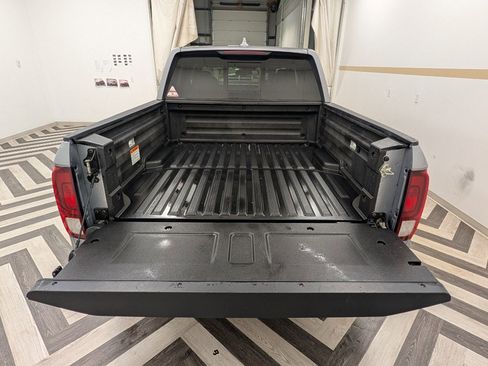 Used 2017 Honda Ridgeline RTL-E image 21