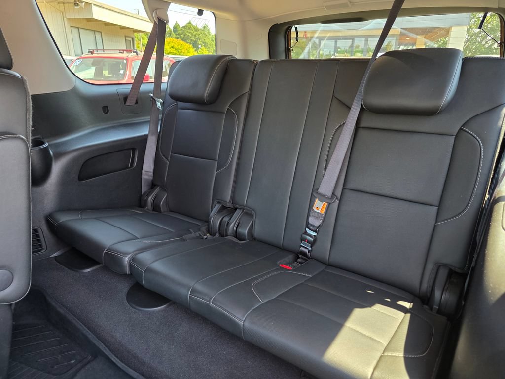 Used 2019 Chevrolet Suburban Premier AWD/4WD image 7