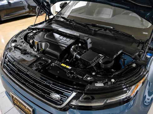 Used 2024 Land Rover Range Rover Evoque Dynamic SE image 52