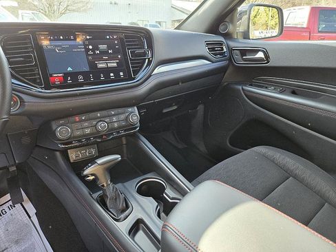 Used 2025 Dodge Durango GT w/ Blacktop Package image 20