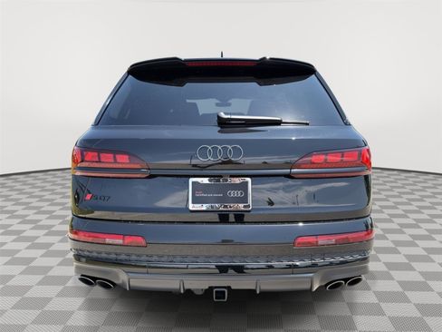 Certified 2025 Audi SQ7 Prestige w/ Prestige Package AWD/4WD image 4