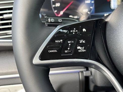 New 2026 Mercedes-Benz GLE 580 4MATIC image 18