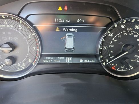 Used 2024 Nissan Armada SL image 19