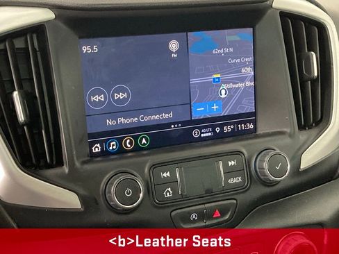 Used 2022 GMC Terrain SLT w/ Infotainment Package II AWD/4WD image 3