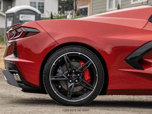 Used 2025 Chevrolet Corvette Stingray Premium Conv w/ 3LT RWD image 10