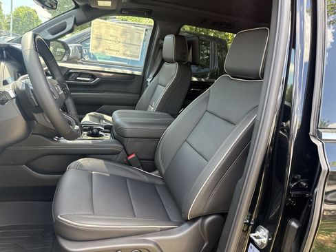 New 2026 GMC Yukon XL Elevation w/ Elevation Premium Package AWD/4WD image 11
