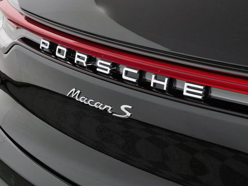 New 2026 Porsche Macan S image 38