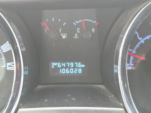 Used 2010 Ford Mustang Premium image 31