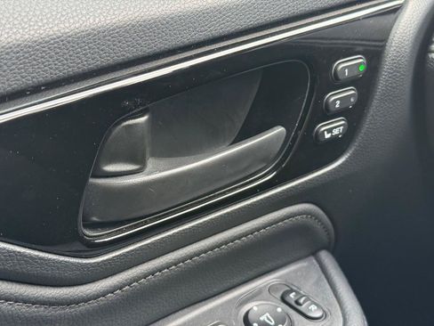 Used 2025 Honda Odyssey Touring image 27