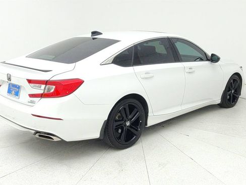 Used 2022 Honda Accord Sport image 7