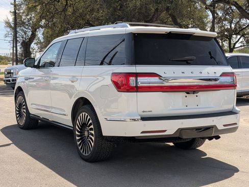 Used 2020 Lincoln Navigator Black Label w/ Cargo Convenience Package image 5