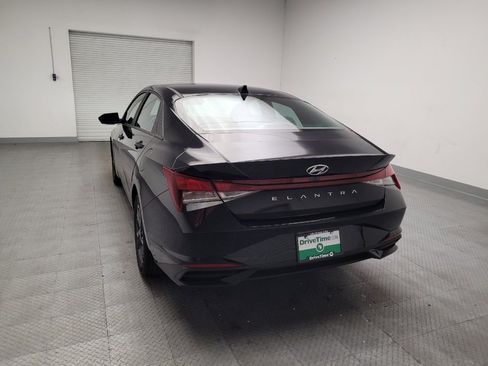 Used 2023 Hyundai Elantra SEL w/ Cargo Package FWD image 6