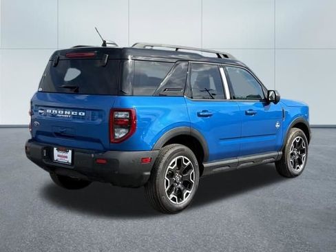 Used 2025 Ford Bronco Sport Outer Banks w/ Outer Banks Tech Package+ AWD/4WD image 3