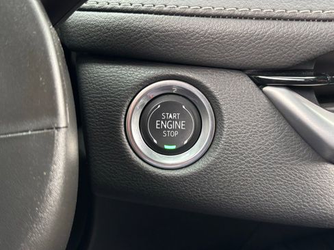 Used 2025 Cadillac XT4 Premium Luxury FWD image 25