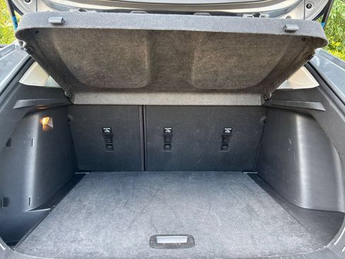Used 2025 Chevrolet Trax LT w/ LT Convenience Package FWD image 25