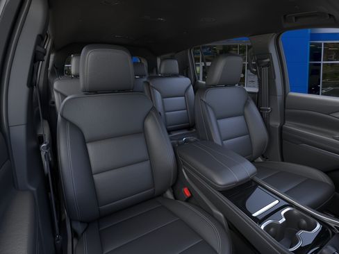 New 2026 Chevrolet Traverse LT AWD/4WD image 40