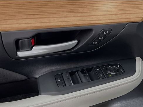 New 2026 Toyota Grand Highlander Limited image 14